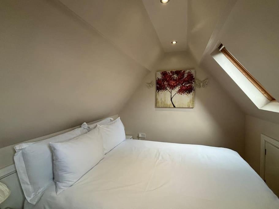 Quirky Cottage In The Historical Town Of Beverley Exterior photo